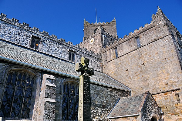 Cumbria, Cartmel Priory